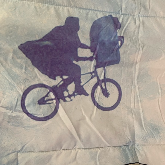 E.T. Be Good Quilted Comforter - Picture 4 of 8